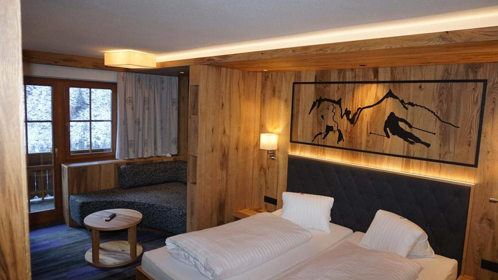 Alpin Panoramahotel Laerchenhof Heiligenblut Dış mekan fotoğraf