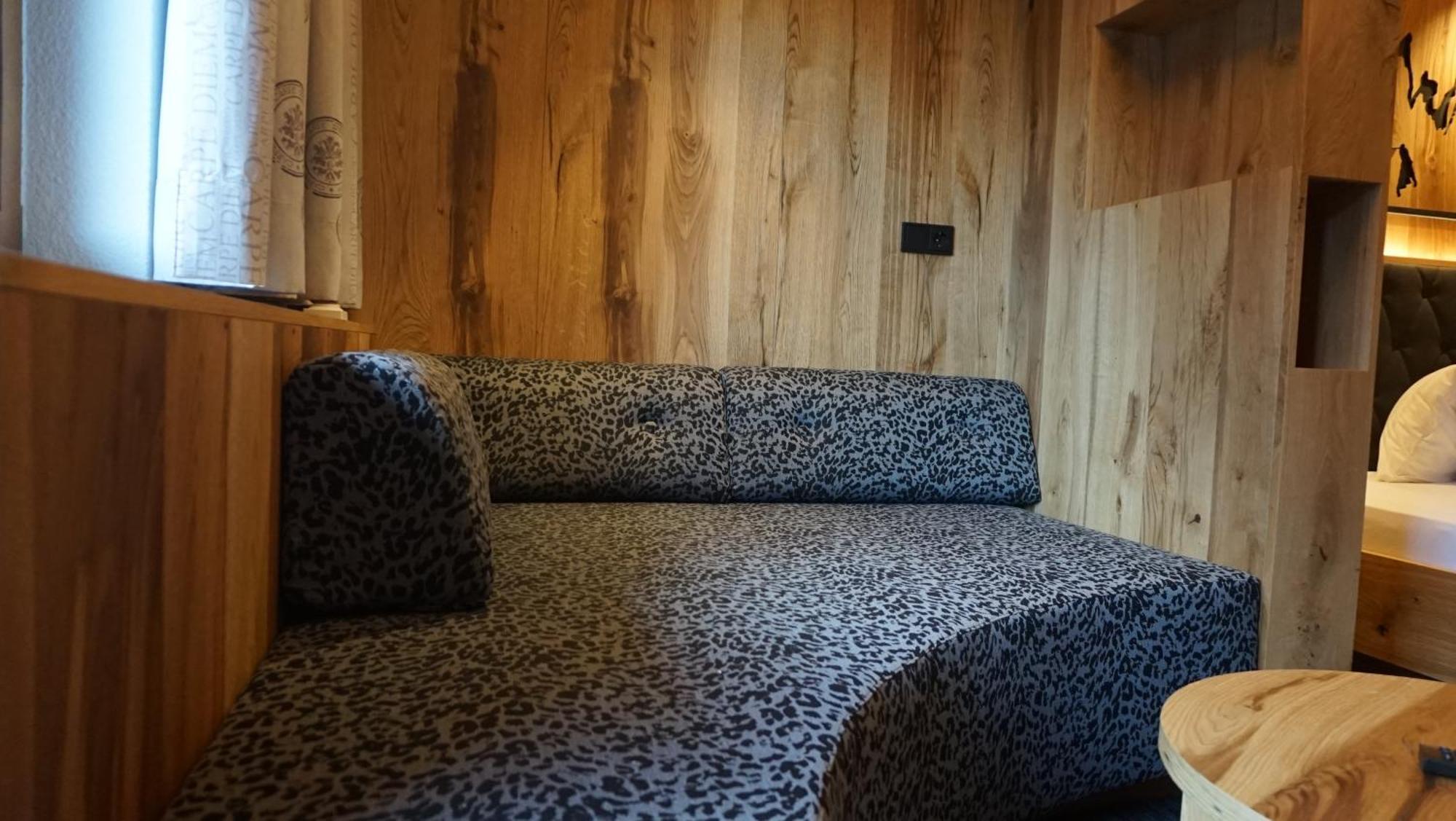 Alpin Panoramahotel Laerchenhof Heiligenblut Dış mekan fotoğraf