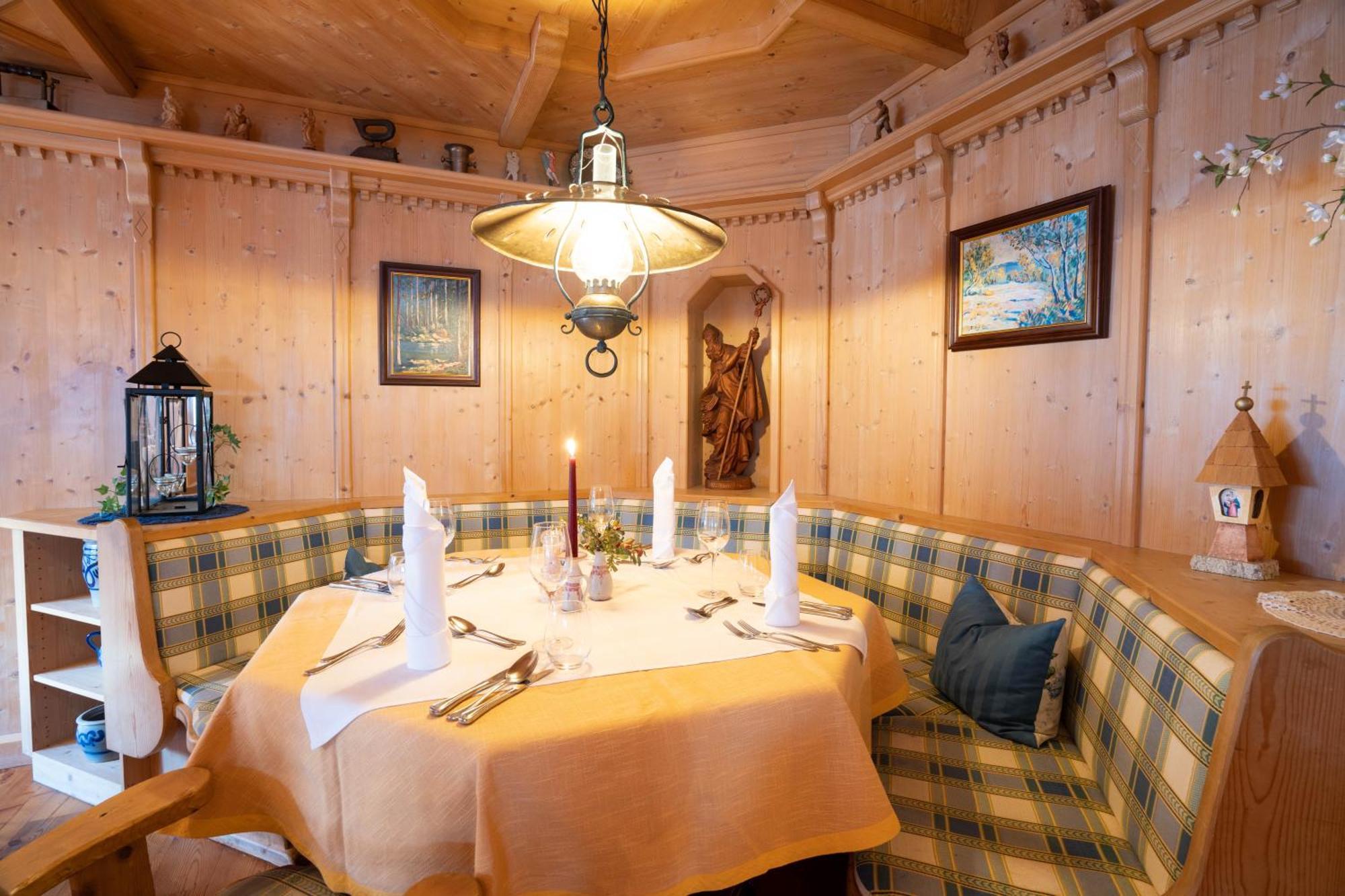 Alpin Panoramahotel Laerchenhof Heiligenblut Dış mekan fotoğraf